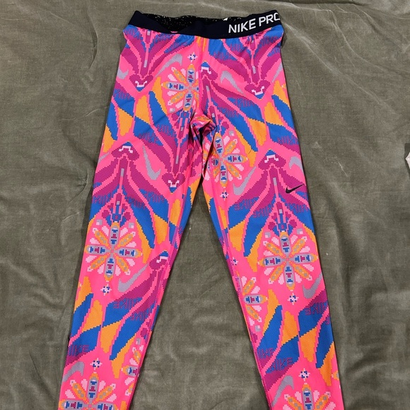 Nike Pro Vibrant Pink and Blue Leggings - Picture 1 of 3